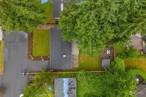 View/Area - 17920 91st Pl NE, Bothell, WA 98011 photo 1 of 2