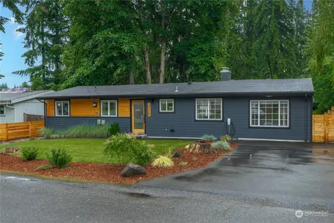 Exterior - 17920 91st Pl NE, Bothell, WA 98011 photo 4 of 16