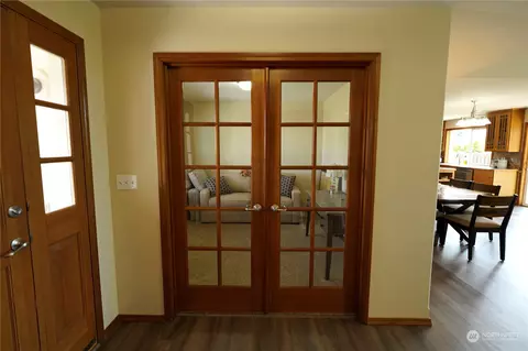 Entry Way - 1031 New Meadows Loop, Sequim, WA 98382 photo 1 of 1