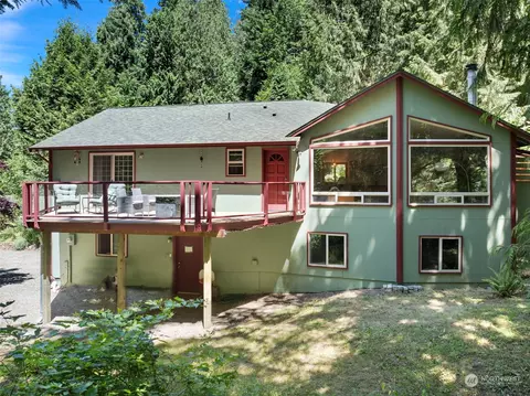 17410 Elhi Rim Rd E, Bonney Lake, WA 98391