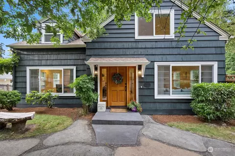 16536 SE Newport Way, Bellevue, WA 98006
