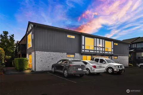3425 S 176th St #120, Seatac, WA 98188