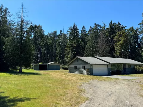 812 N Masters Rd, Port Angeles, WA 98362