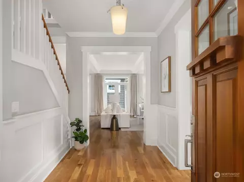 1504 37th Ave E, Seattle, WA 98112 photo 3