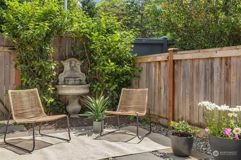 1504 37th Ave E, Seattle, WA 98112 photo 32