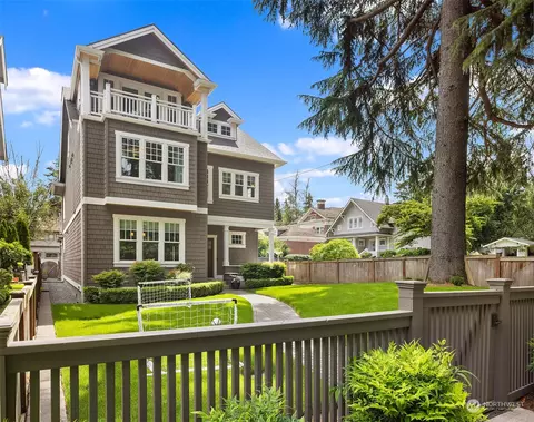 1504 37th Ave E, Seattle, WA 98112