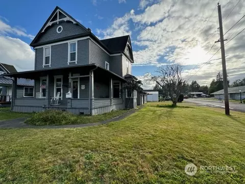 231 N River St, Montesano, WA 98563