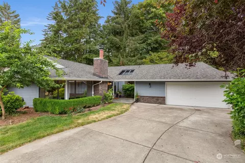4501 147th Ave SE, Bellevue, WA 98006