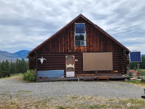 111 Bench Creek Rd, Tonasket, WA 98855