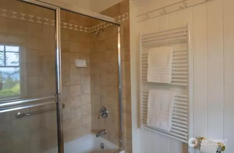 Bath - 481 Carriage Dr, Sequim, WA 98382 photo 4 of 4