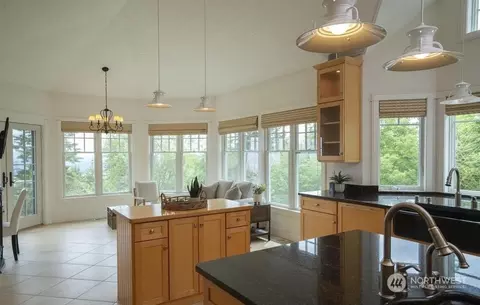 Kitchen - 481 Carriage Dr, Sequim, WA 98382 photo 4 of 5