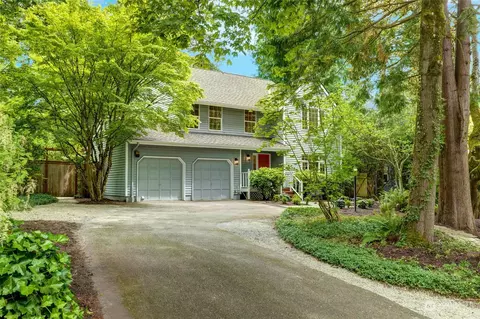 4510 87th Ave SE, Mercer Island, WA 98040