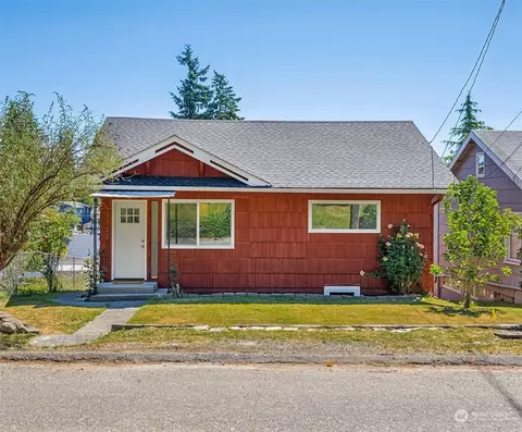 1122 N Lafayette Ave, Bremerton, WA 98312