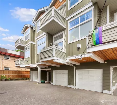 1806 14th Ave #B, Seattle, WA 98122