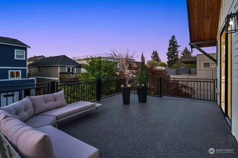 706 N 76th St, Seattle, WA 98103 photo 19