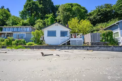 10819 Vashon Hwy SW, Vashon, WA 98070
