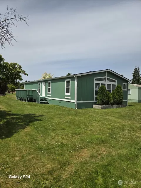 24919 Hoehn Rd #73, Sedro Woolley, WA 98284
