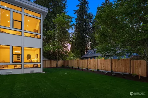 Exterior - 9034 NE 178th St, Bothell, WA 98011 photo 4 of 4