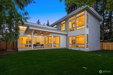 Exterior - 9034 NE 178th St, Bothell, WA 98011 photo 2 of 4