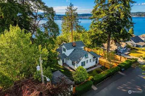 522 N Farragut Ave, Port Orchard, WA 98366