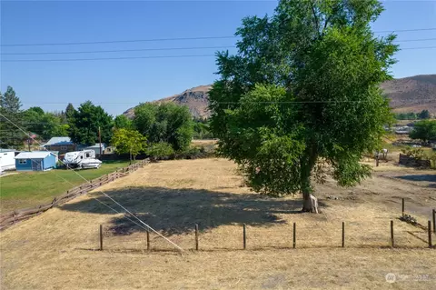 2 Lot Riverside Ave, Twisp, WA 98856