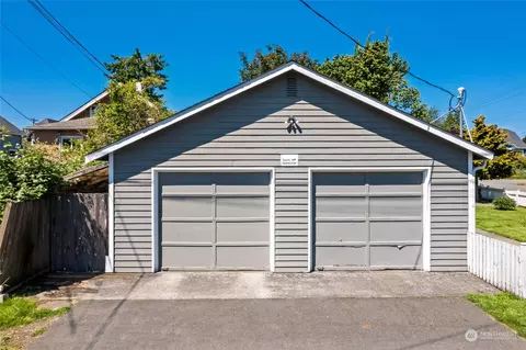 2001 Rockefeller Ave, Everett, WA 98201 photo 8