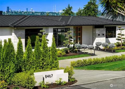 8467 Midland Rd, Medina, WA 98039