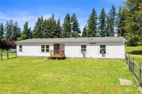 8425 273rd St E, Graham, WA 98338