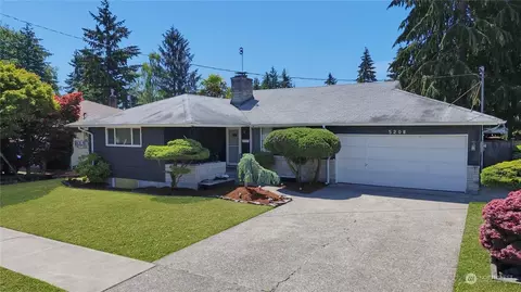 5208 N 10th St, Tacoma, WA 98406