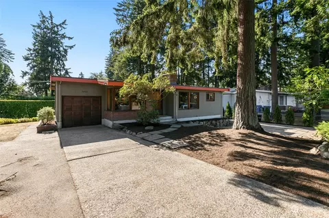 24304 100th Ave W, Edmonds, WA 98020