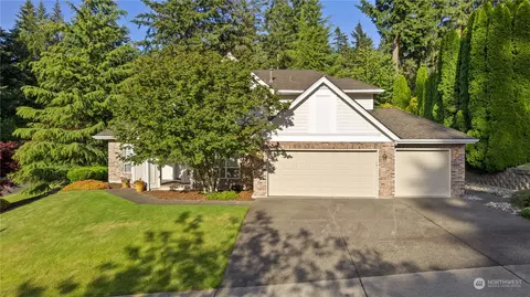 626 Gardiner Ct, Steilacoom, WA 98388