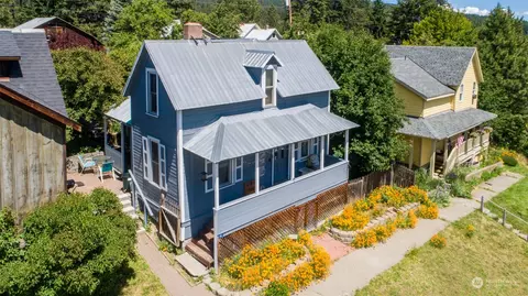 119 5th St, Roslyn, WA 98941