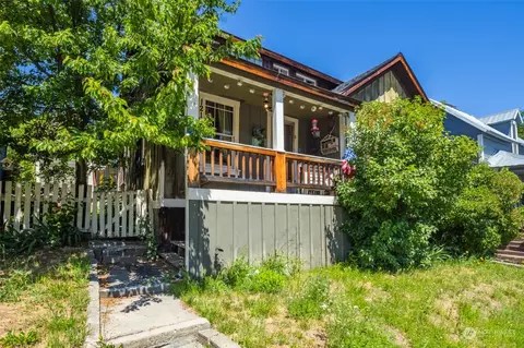 121 5th St, Roslyn, WA 98941