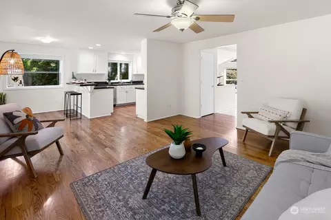 Living - 12418 52nd Dr SE, Everett, WA 98208 photo 7 of 7