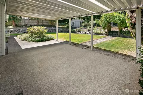 Exterior - 12418 52nd Dr SE, Everett, WA 98208 photo 6 of 11