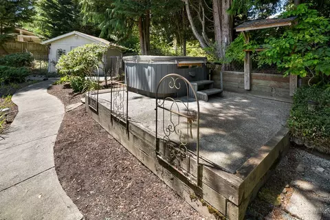 Exterior - 12418 52nd Dr SE, Everett, WA 98208 photo 9 of 11