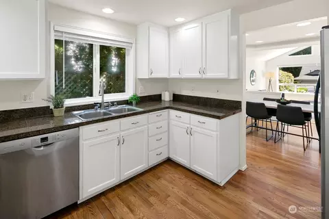 Kitchen - 12418 52nd Dr SE, Everett, WA 98208 photo 2 of 5