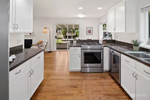Kitchen - 12418 52nd Dr SE, Everett, WA 98208 photo 3 of 5