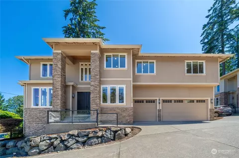 15019 SE 44th St, Bellevue, WA 98006