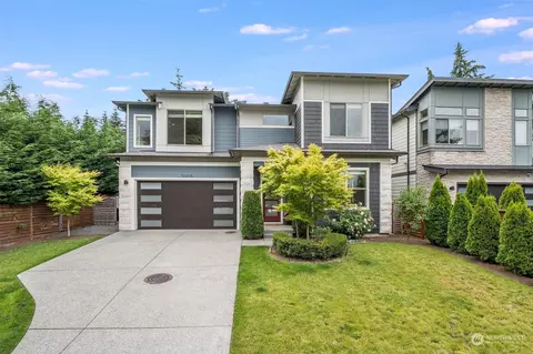12420 85th Ave NE, Kirkland, WA 98034