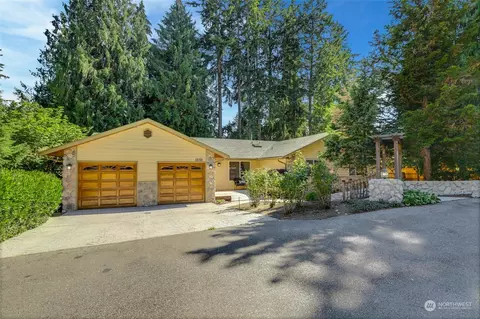 13721 Cascadian Way, Everett, WA 98206