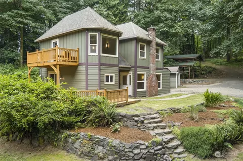 15170 Willow Rd SE, Port Orchard, WA 98367