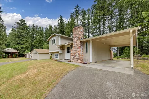 3414 NW Mountain View Rd, Silverdale, WA 98383