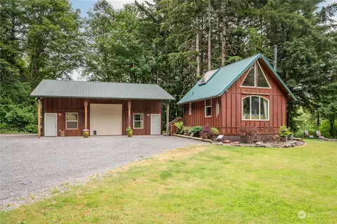 106 N Hendrickson Rd, Vader, WA 98593