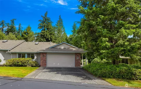 2100 Creekside Ln, Anacortes, WA 98221
