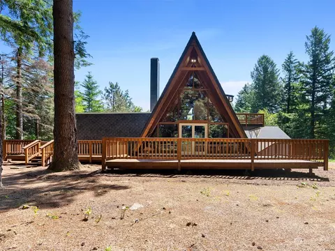 39420 SE Washougal River Rd, Washougal, WA 98671