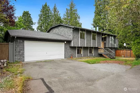 514 NE 182nd Ct, Shoreline, WA 98155