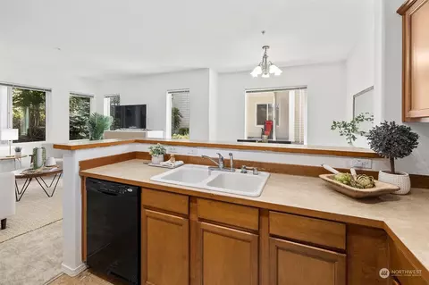 14915 38th Dr SE #F1024, Bothell, WA 98012 photo 13