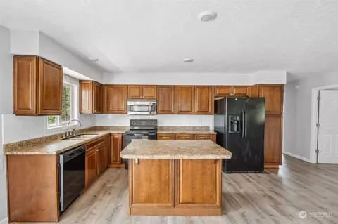 1905 7th Ave, Longview, WA 98632 photo 4