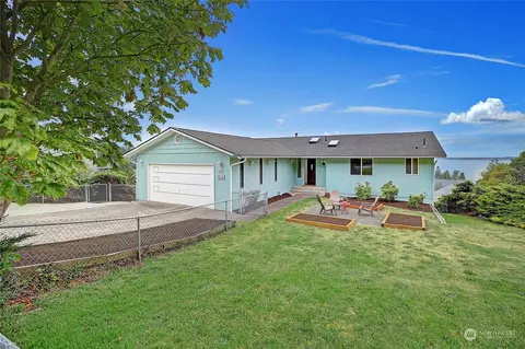 171 Horizon Way, Camano Island, WA 98282